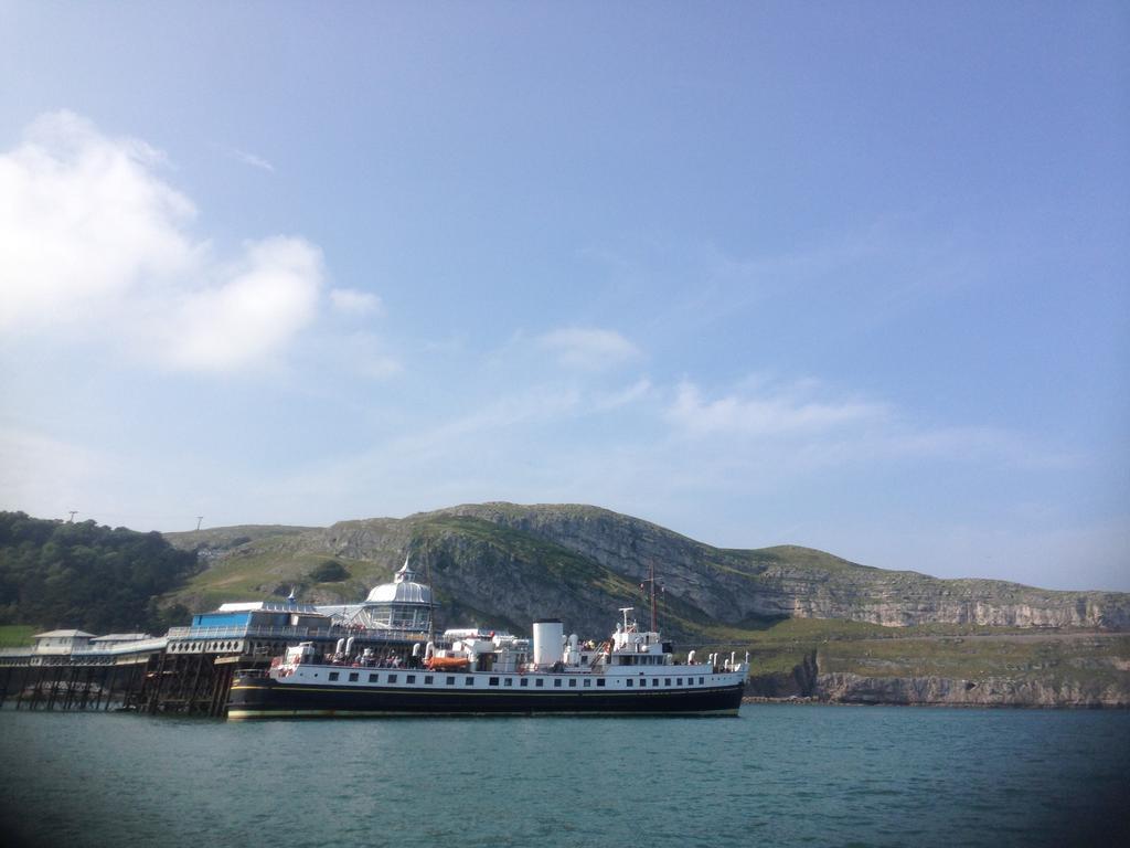 Clifton Villa Guest House Llandudno Exterior foto